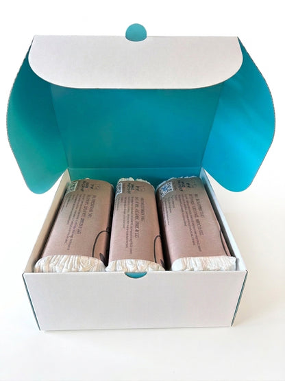 Adventure Box – 15 Compostable XL Dog Towels & Tote Bag